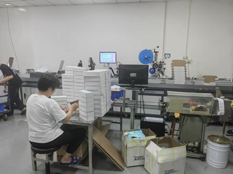 Glomax Limited línea de producción del fabricante