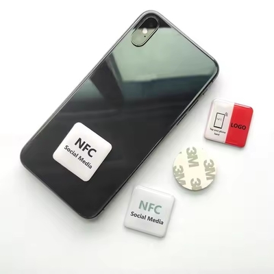 13.56MHz Clave RFID personalizada NFC pegatina epoxi Compartir instantáneamente para el teléfono pegatinas NFC