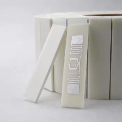 860-960mhz UHF espuma respaldada por dogbone RFID etiquetas de incrustación húmeda para el sistema de tiempo de carrera