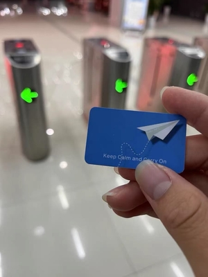 CUID Ultra delgada tarjeta de acceso a teléfonos móviles pegatina copiable y reescribible PVC 13.56MHz elevador IC tarjeta en blanco